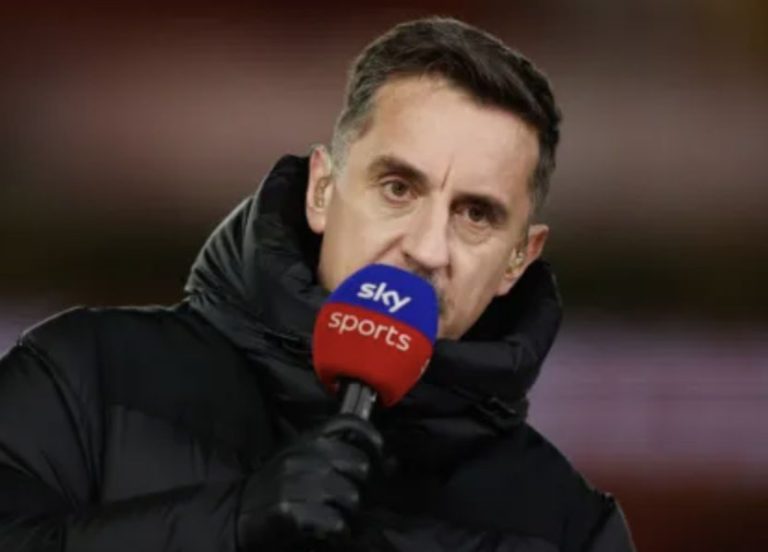 Following the ’embarrassing’ PGMOL statement, Gary Neville takes a go at Liverpool.