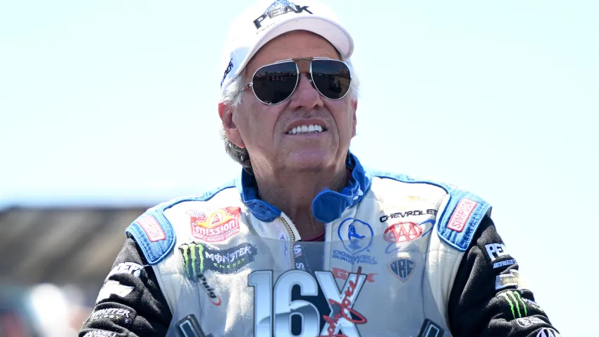 Due to John Force’s current situation, He publicly announce his retirement and the trading of his team, John Force Racing to…