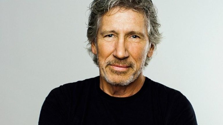 BREAKING NEWS: A 80 years old English singer and songwriter, Roger Waters was involved in a terrible car accident just now which lead him…