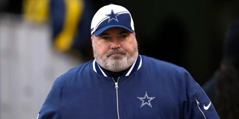 Painful Exist: Mike McCarthy publicly announced his departure from Dallas Cowboys due to his new contract with…