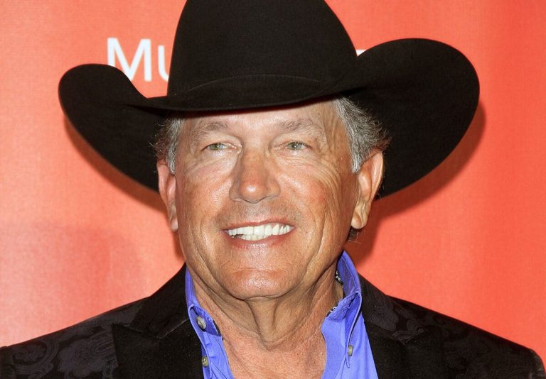 Forever in our heart: Just now, a 72 years old American singer and songwriter, George Strait, has been confirmed…