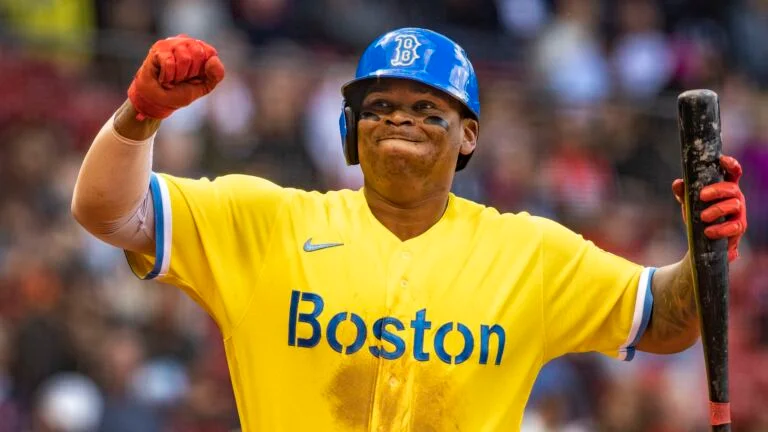 BREAKING NEWS: A 27 years old Boston Red Sox player, Rafael Devers was involved in a terrible car accident just now which lead him…