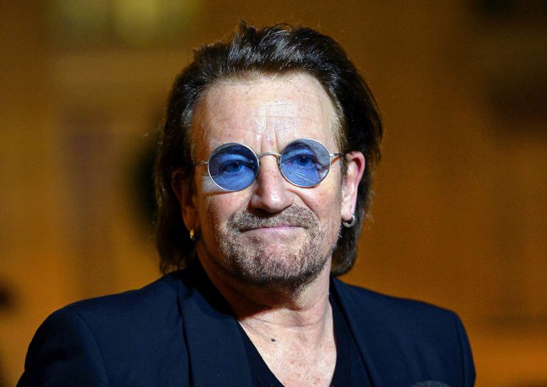 After a DNA test, Bono files for divorce with his wife, Ali Hewson, when he confirm that John Hewson is not his biological son but the child of…