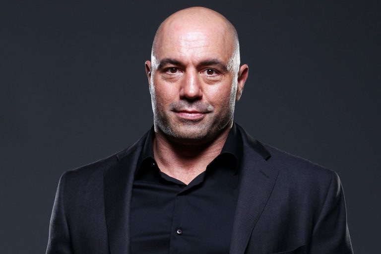 BREAKING NEWS: A 57 years old American podcaster, Joe Rogan was involved in a terrible car accident just now which lead him…