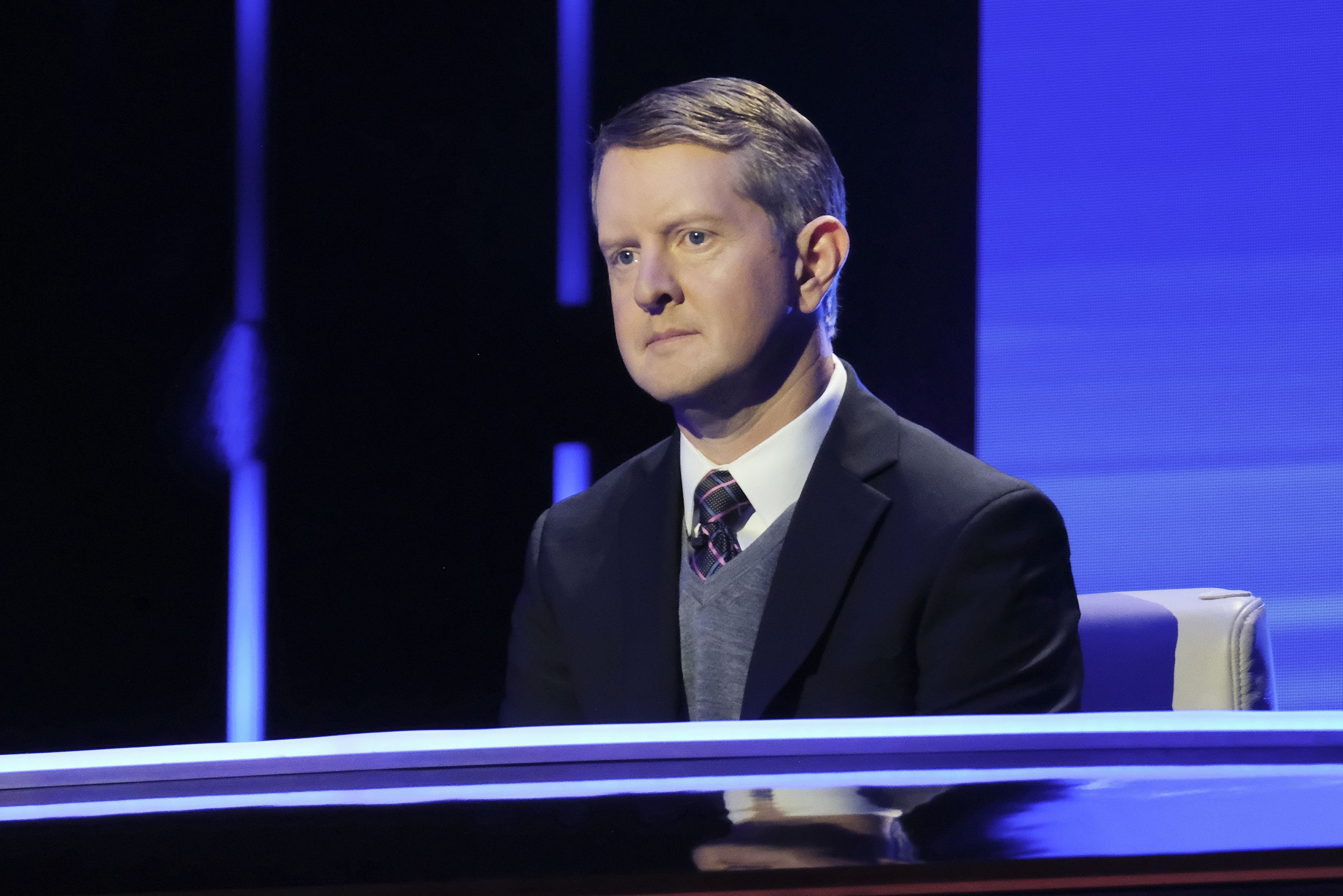 After a DNA test: Ken Jennings files for divorce with his wife, Mindy Jennings, when he confirm that Caitlin is not his biological daughter but the child of…