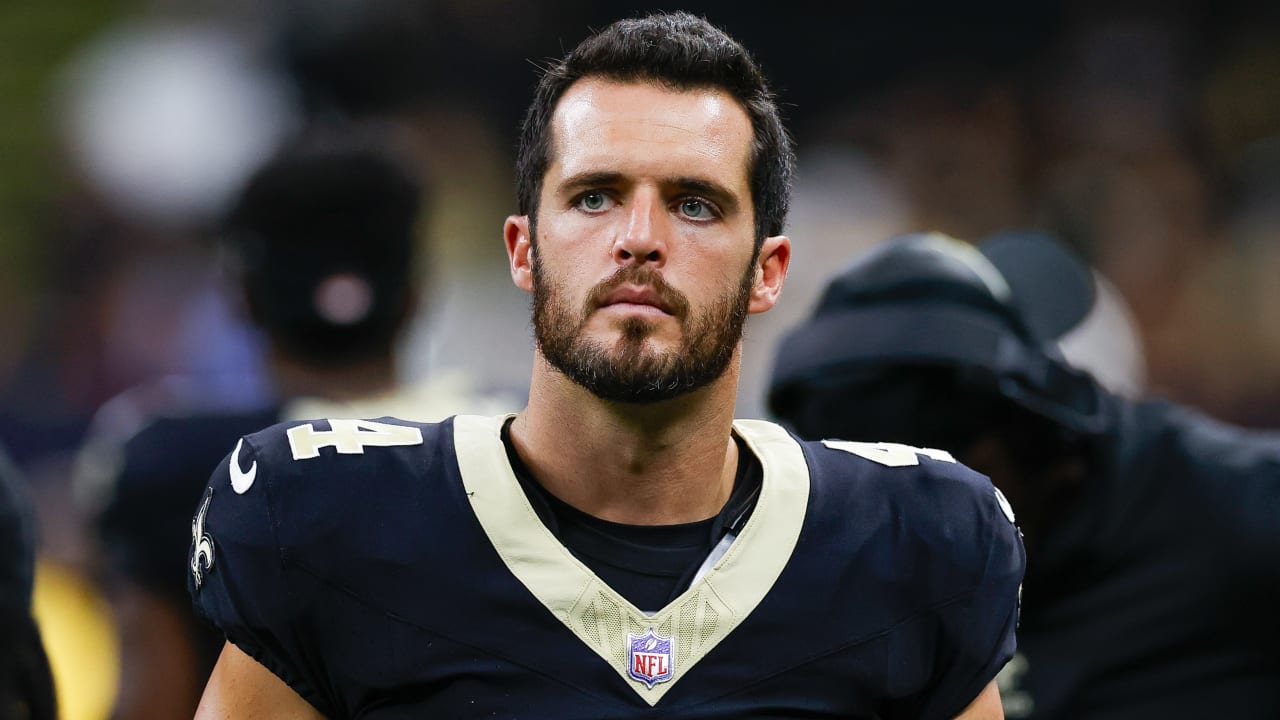 BREAKING NEWS: A 33 years old American football quarterback, Derek Carr was involved in a terrible car crash just now…