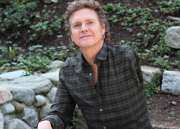 BREAKING NEWS: A 60 years old English drummer, Rick Allen was involved in a terrible car accident just now which lead him…