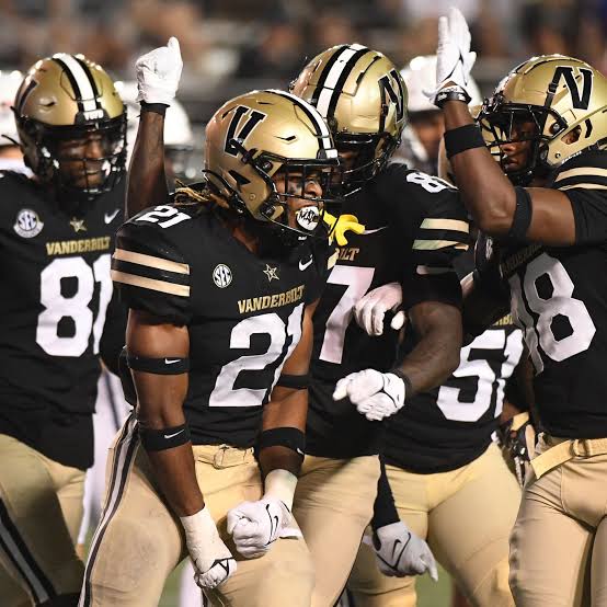 SO SADLY: Vanderbilt Commodores Devastated by loss of four players following tragic car crash…