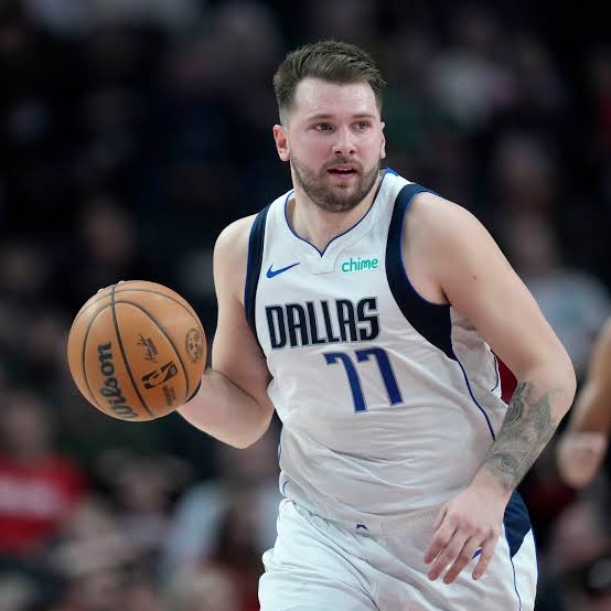 INJURY APOCALYPSE IN BIG D! Mavericks’ Injury Turmoil: Luka Dončić’s Return Uncertain Amidst Mounting…