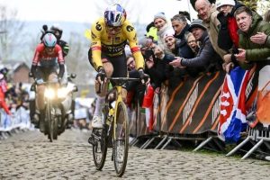 VAN AERT’S EINDLOZE STRIJD!  Fietsuperster onthult brute 6-uurs fietssessies die zullen…